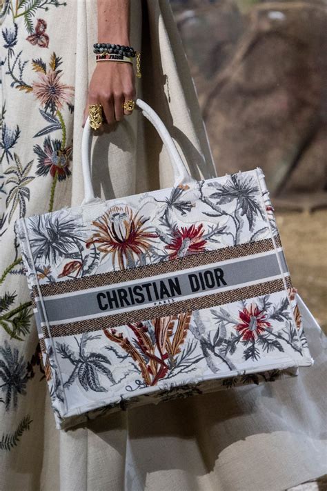 borse dior tote primavera estate 2020|borse donne dior.